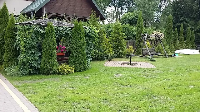 Dom nad jeziorem — zdjęcie 3